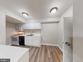 2607 Wagon Dr in Alexandria, VA - Building Photo - Building Photo