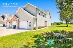 2002 Shelene Way in Foley, AL - Building Photo