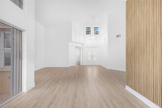 1525 Seabay Rd in Weston, FL - Building Photo - Building Photo