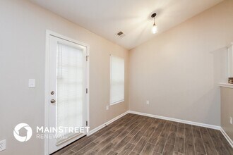 10008 Green Hedge Ave in Charlotte, NC - Building Photo - Building Photo
