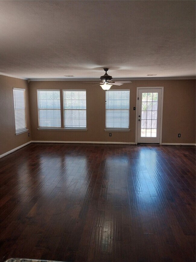 7914 Tilbury Woods Ln in Cypress, TX - Foto de edificio - Building Photo