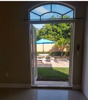 9845 NW 27th St, Unit STUDIO FOR RENT in Doral, FL - Building Photo