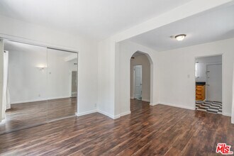 917 7th St in Santa Monica, CA - Building Photo - Building Photo