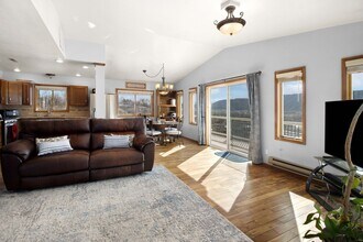 306 Prefontaine Ave in Rifle, CO - Building Photo - Building Photo