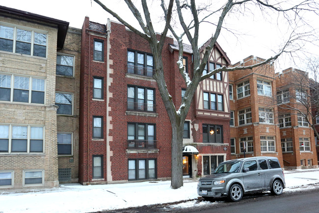 6540 N Glenwood Ave in Chicago, IL - Foto de edificio - Building Photo