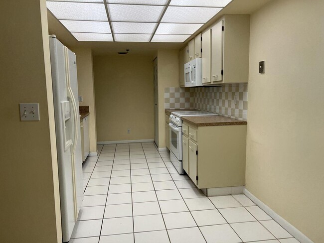 property at 955 Egret Cir
