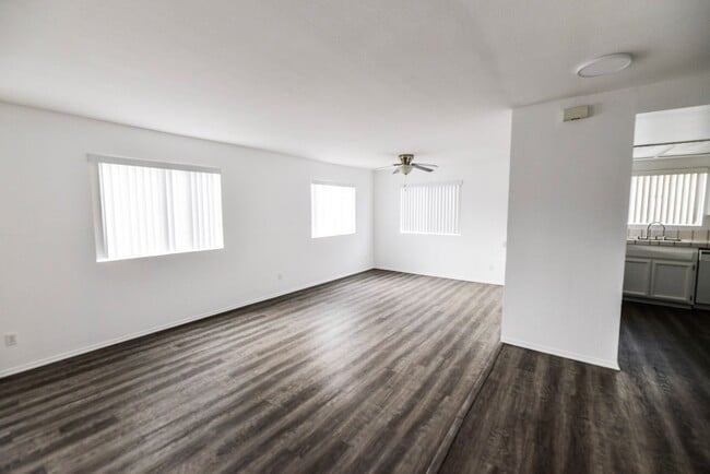 2701 S El Camino Real in San Clemente, CA - Building Photo - Building Photo