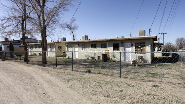 25399 W Main St in Barstow, CA - Building Photo - Building Photo