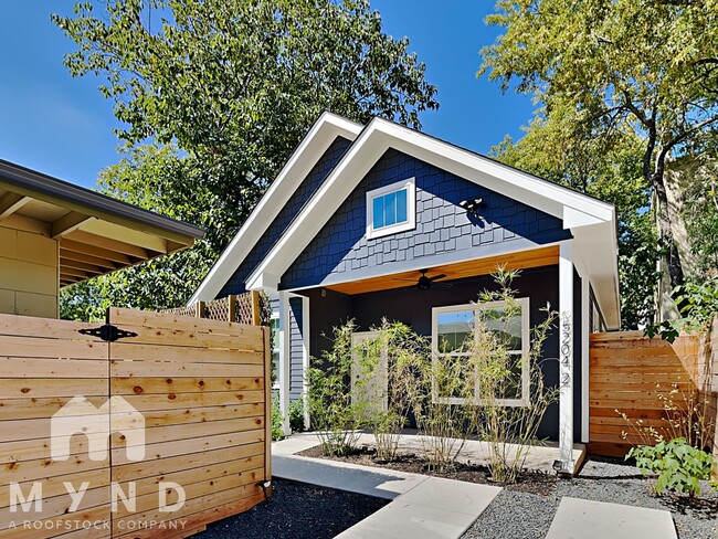 property at 5204 Huisache St