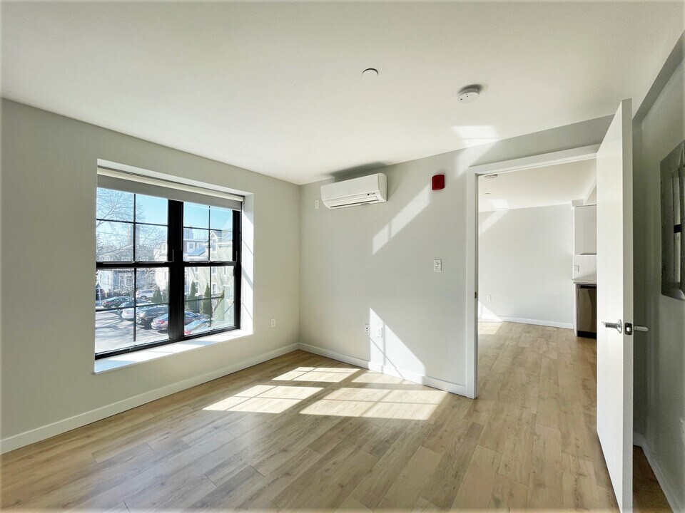 1 Soden Pl, Unit 504 in Cambridge, MA - Building Photo