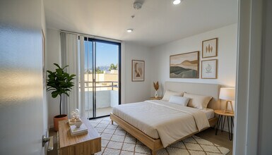 Palms View Apartments in Los Angeles, CA - Building Photo - Building Photo