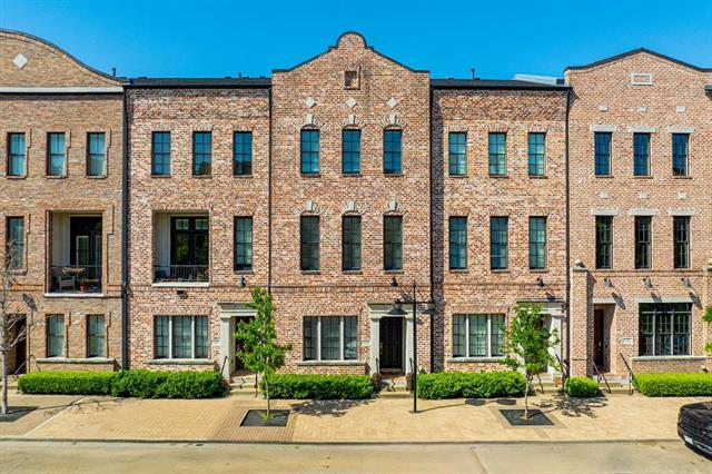 751 S Cesar Chavez Blvd in Dallas, TX - Building Photo - Building Photo