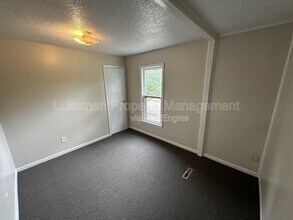 1016 E Stockbridge Ave in Kalamazoo, MI - Building Photo - Building Photo