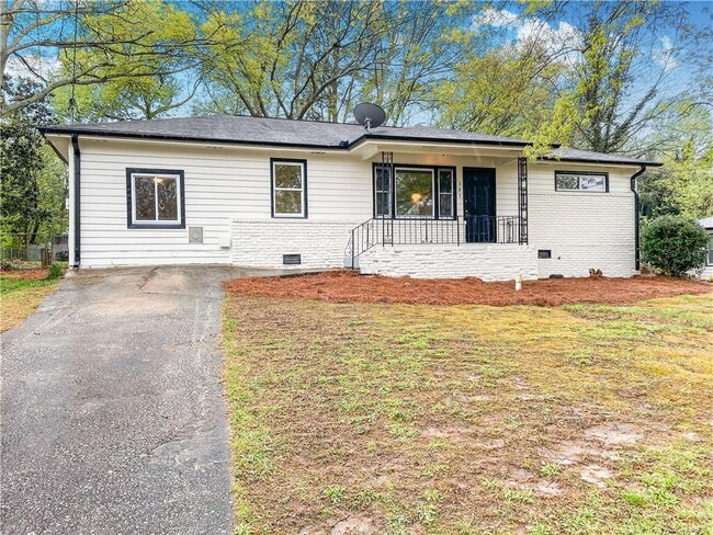 property at 383 Norton Cir SE