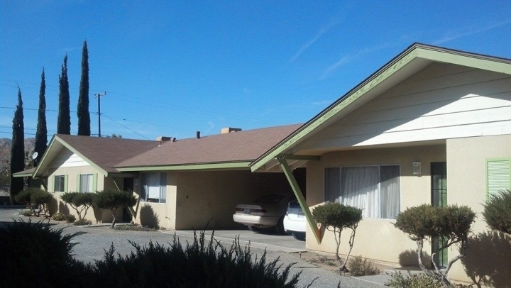 7412 Cherokee Trl in Yucca Valley, CA - Building Photo