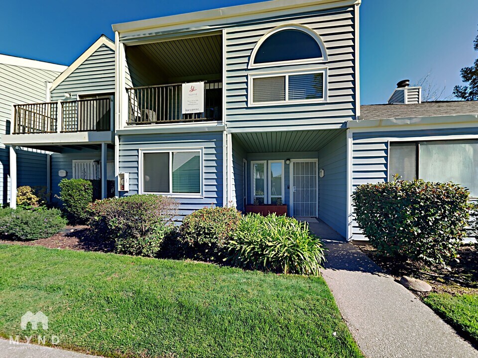5943 Main Ave in Orangevale, CA - Building Photo