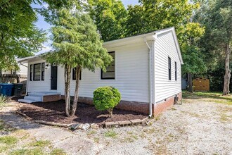 413 Ackert Ave in Salisbury, NC - Building Photo - Building Photo
