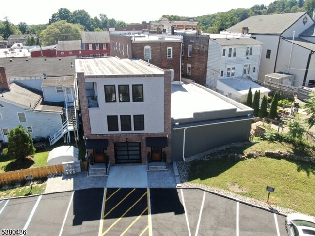 42 W Main St in Rockaway, NJ - Building Photo - Building Photo