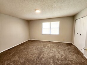 Marbleton Townhomes in Johnson City, TN - Building Photo - Interior Photo