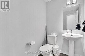 67 Kindred Row in Ottawa, ON - Building Photo - Building Photo