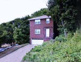 111 Fairview Ave E in Pittsburgh, PA - Building Photo