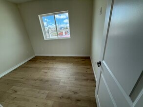 7406 Radford Ave, Unit Unit A in North Hollywood, CA - Building Photo - Building Photo