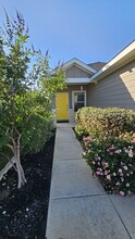 7863 Abbey Pl in San Antonio, TX - Building Photo - Building Photo