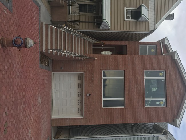 28 Morton Pl in Jersey City, NJ - Building Photo - Building Photo