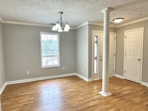 332 Bubble Creek Ct in Fayetteville, NC - Building Photo - Building Photo