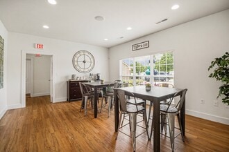 Aventura at Richmond in St. Peters, MO - Building Photo - Building Photo