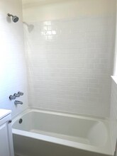 2329 Crenshaw Blvd in Los Angeles, CA - Building Photo - Building Photo