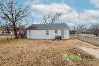 1258 N Volutsia in Wichita, KS - Building Photo - Building Photo