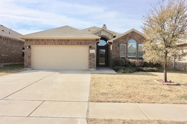 1021 Jodie Dr in Weatherford, TX - Building Photo