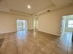 903 NW 37th Ave in Cape Coral, FL - Building Photo - Building Photo