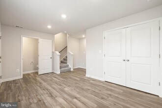 1256 Cedar Vly Rd in Ranson, WV - Building Photo - Building Photo