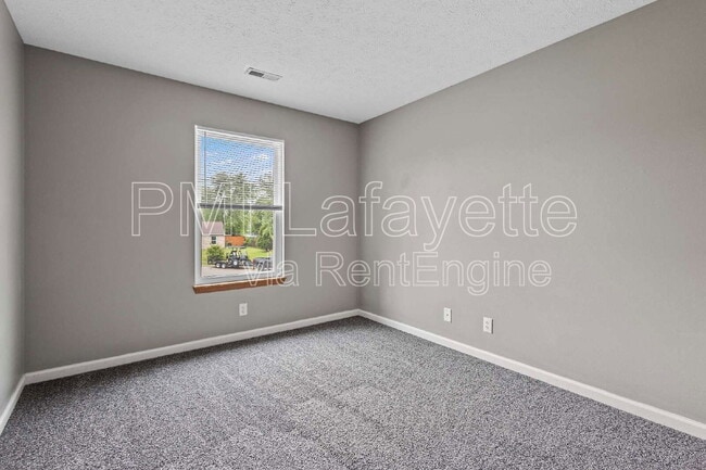 5009 Trotter Dr in Lafayette, IN - Building Photo - Building Photo