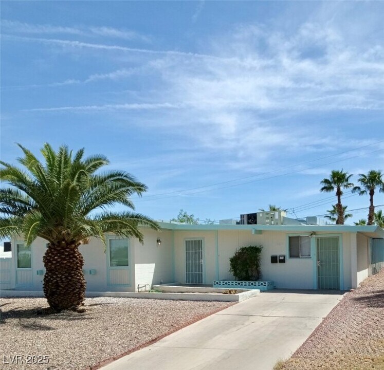 1610 Exley Ave in Las Vegas, NV - Building Photo