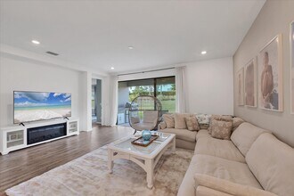 4216 Pond Brk Ct in Bradenton, FL - Building Photo - Building Photo