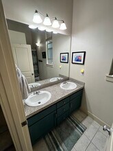 3816 Winslow Pl N in Seattle, WA - Foto de edificio - Building Photo