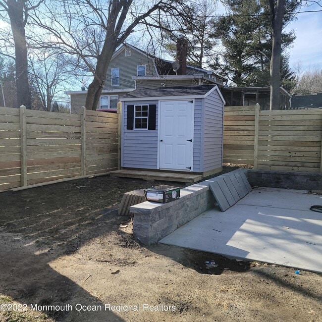 16 Lasatta Ave in Englishtown, NJ - Building Photo - Building Photo