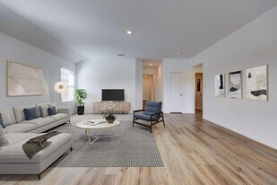 618 Waterway Ave in Hutto, TX - Building Photo