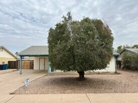 2060 W Peralta Ave in Mesa, AZ - Building Photo