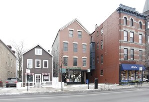 823 W Armitage Ave in Chicago, IL - Building Photo