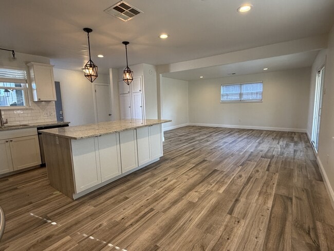 2620 Keats Pl in The Village, OK - Building Photo - Building Photo