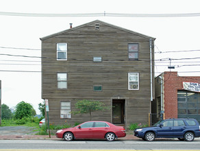 114 Washington Ave in Portland, ME - Foto de edificio - Building Photo