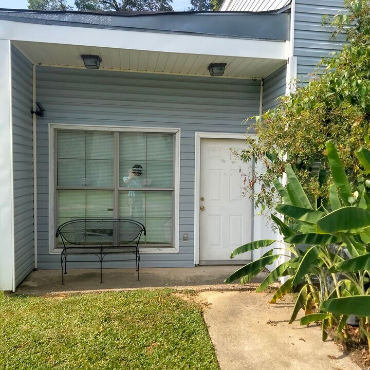 1466 Sharlo Ave in Baton Rouge, LA - Building Photo