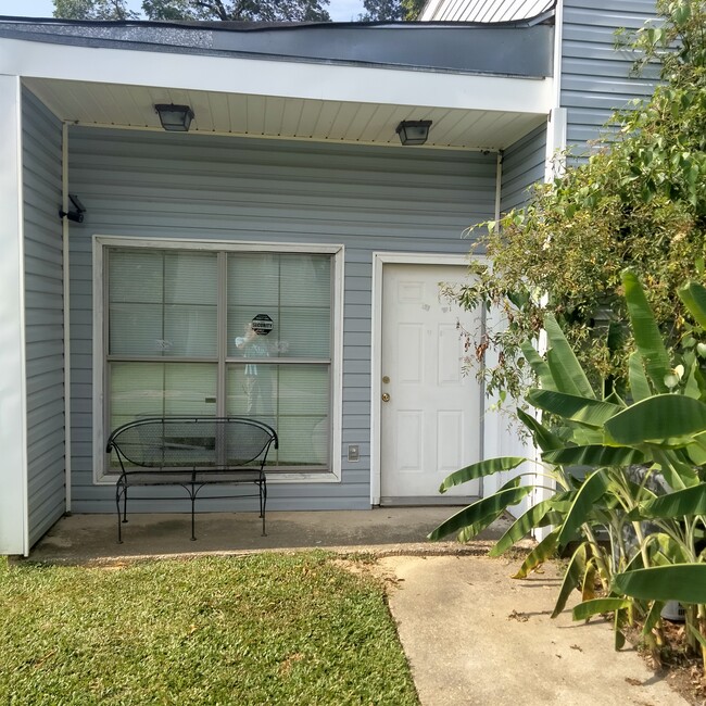 property at 1466 Sharlo Ave