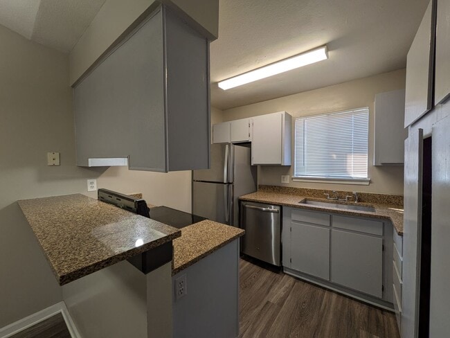 2231 S Buckley Rd in Aurora, CO - Building Photo - Building Photo