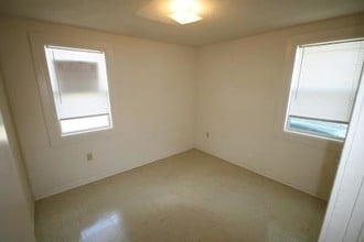 2302 Rose Dr, Unit 2300 Rose Dr in Gretna, LA - Building Photo - Building Photo
