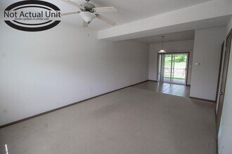 1629 Citadel Dr in Columbia, MO - Building Photo - Building Photo